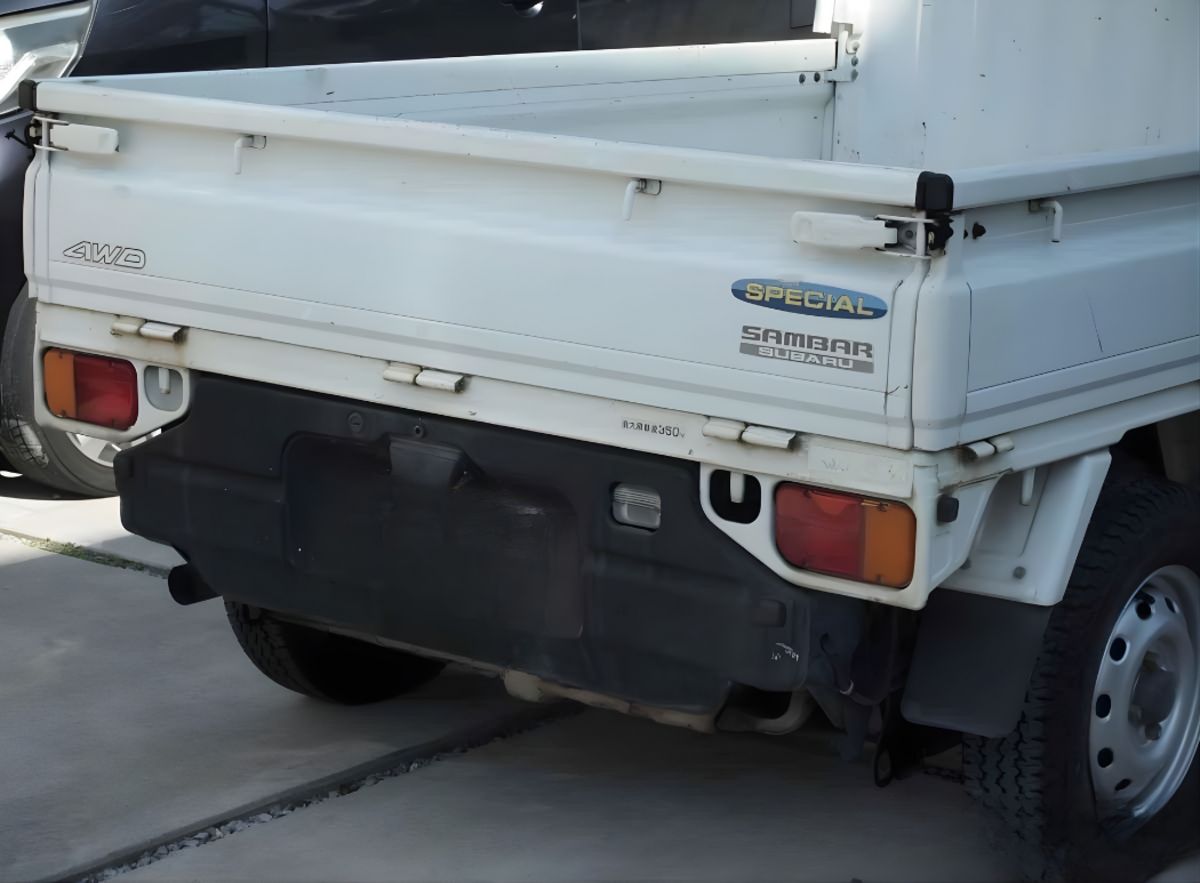 1997 Subaru Sambar Truck STD Special 2 4WD thumbnail 9